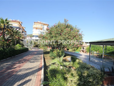 Готовый к проживанию, пентхаус с двумя спальнями, 150м², в 50м от моря в районе Алании Демирташ-id-1801-фото-4