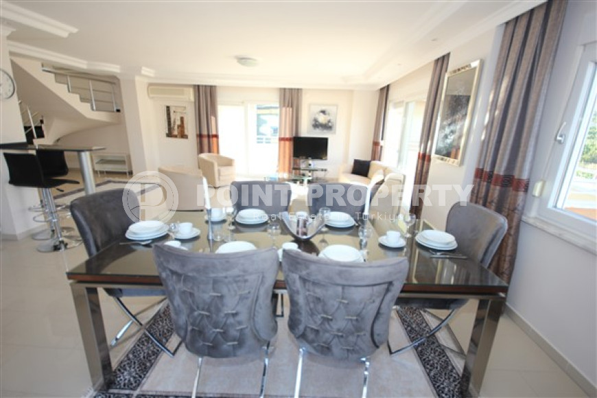 Готовый к проживанию, пентхаус с двумя спальнями, 150м², в 50м от моря в районе Алании Демирташ-id-1801-фото-8