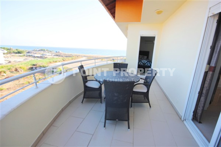 Готовый к проживанию, пентхаус с двумя спальнями, 150м², в 50м от моря в районе Алании Демирташ-id-1801-фото-10