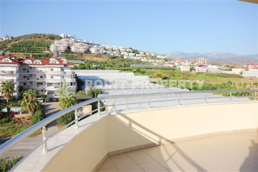 Готовый к проживанию, пентхаус с двумя спальнями, 150м², в 50м от моря в районе Алании Демирташ-id-1801-фото-21