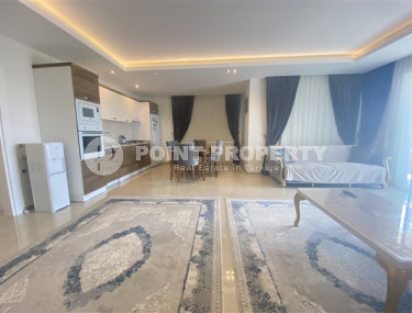 Furnished view apartment 3+1, 164m², in an elite complex in Mahmutlar, Alanya-id-1802-photo-3