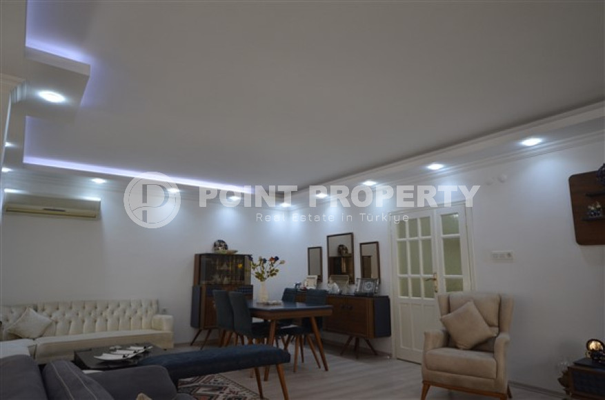 Furnished four-room apartment, 180m², with sea views 100m from the sea in Oba, Alanya-id-1803-photo-4