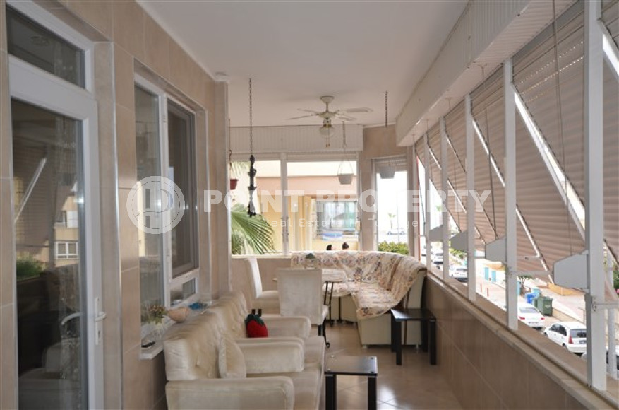 Furnished four-room apartment, 180m², with sea views 100m from the sea in Oba, Alanya-id-1803-photo-5