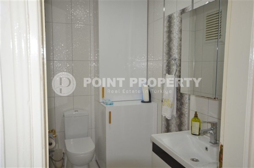 Furnished four-room apartment, 180m², with sea views 100m from the sea in Oba, Alanya-id-1803-photo-9