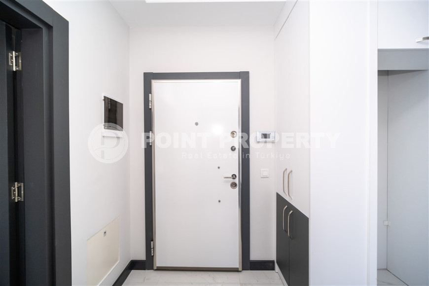 Apartment 1+1 with panoramic views of the sea and the fortress in the central area of Alanya - Bektas-id-1114-photo-9