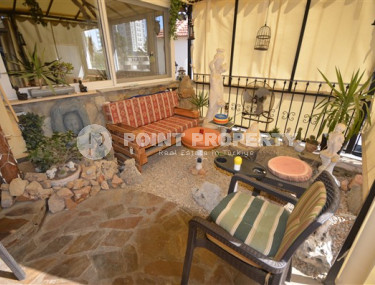 Меблированная вилла с пятью спальнями, 400м², с бассейном, в 1500м от моря в районе Авсаллар-id-1815-фото-4