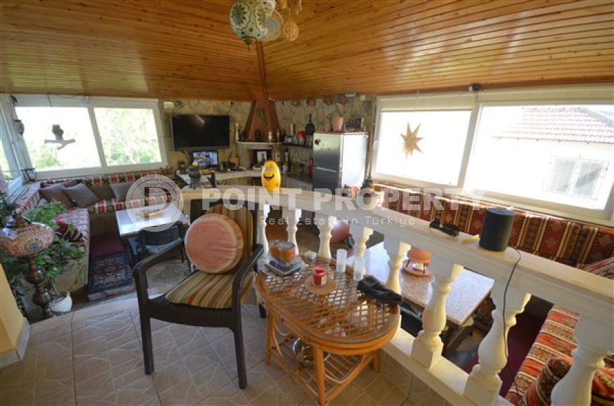 Меблированная вилла с пятью спальнями, 400м², с бассейном, в 1500м от моря в районе Авсаллар-id-1815-фото-7