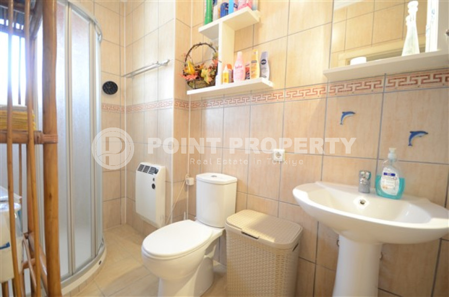 Меблированная вилла с пятью спальнями, 400м², с бассейном, в 1500м от моря в районе Авсаллар-id-1815-фото-8