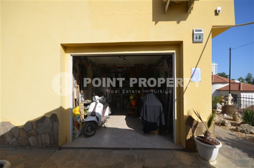 Меблированная вилла с пятью спальнями, 400м², с бассейном, в 1500м от моря в районе Авсаллар-id-1815-фото-11