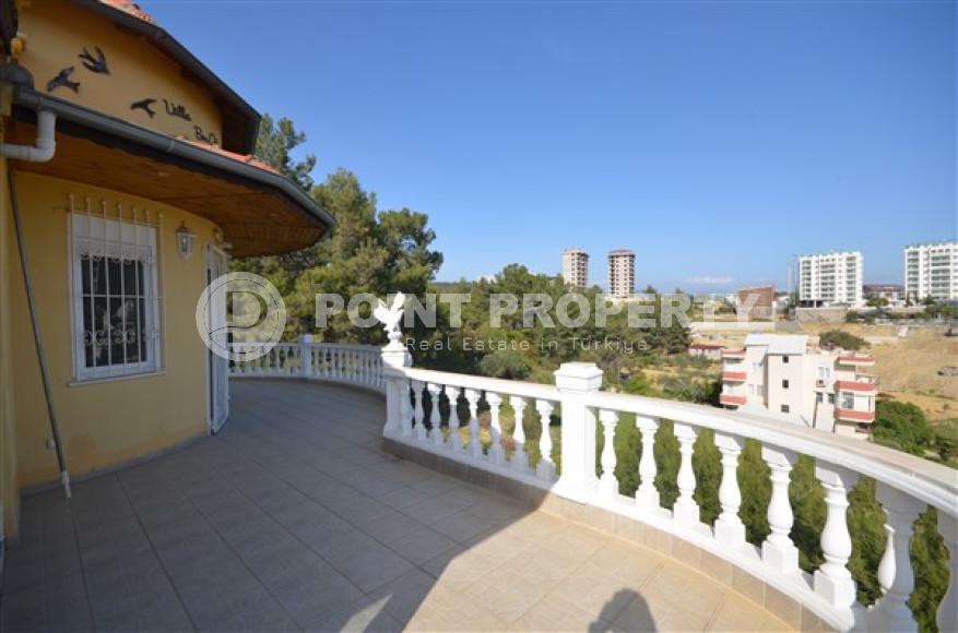 Меблированная вилла с пятью спальнями, 400м², с бассейном, в 1500м от моря в районе Авсаллар-id-1815-фото-31