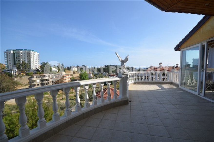 Меблированная вилла с пятью спальнями, 400м², с бассейном, в 1500м от моря в районе Авсаллар-id-1815-фото-32