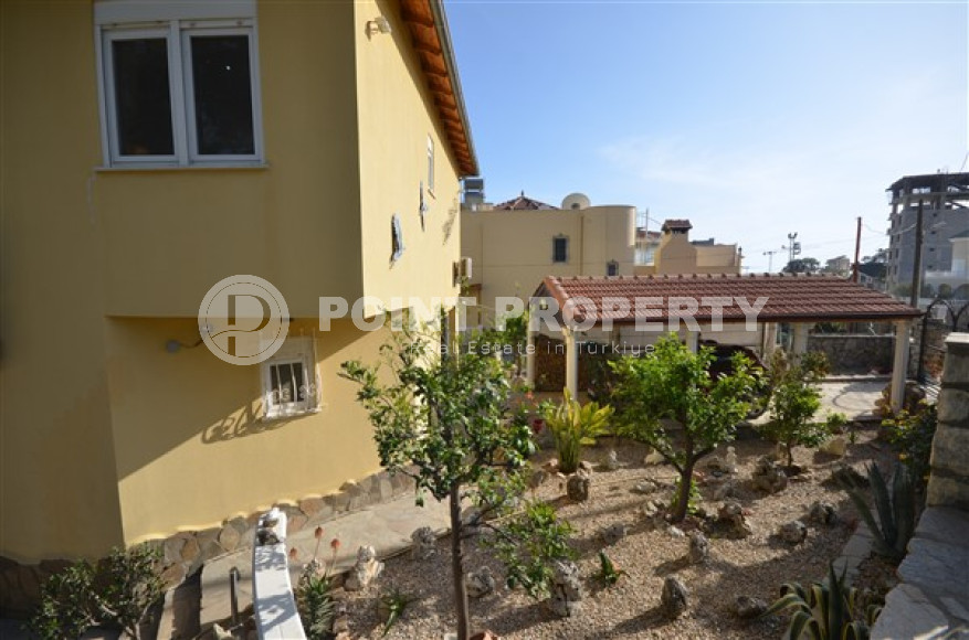 Меблированная вилла с пятью спальнями, 400м², с бассейном, в 1500м от моря в районе Авсаллар-id-1815-фото-36