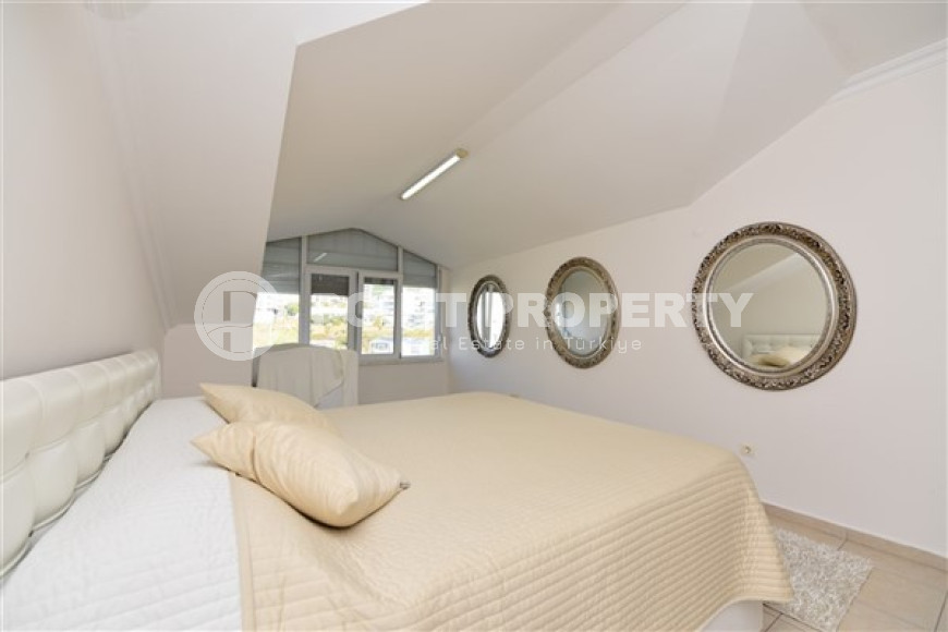 Большой пентхаус с пятью спальнями, 275м² с видом на горы в элитном комплексе в Джикджилли-id-1816-фото-19