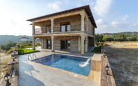 Luxurious four-bedroom villa, 388m² with its own infrastructure, 1000m from the sea, Avsallar-id-1817-photo-3