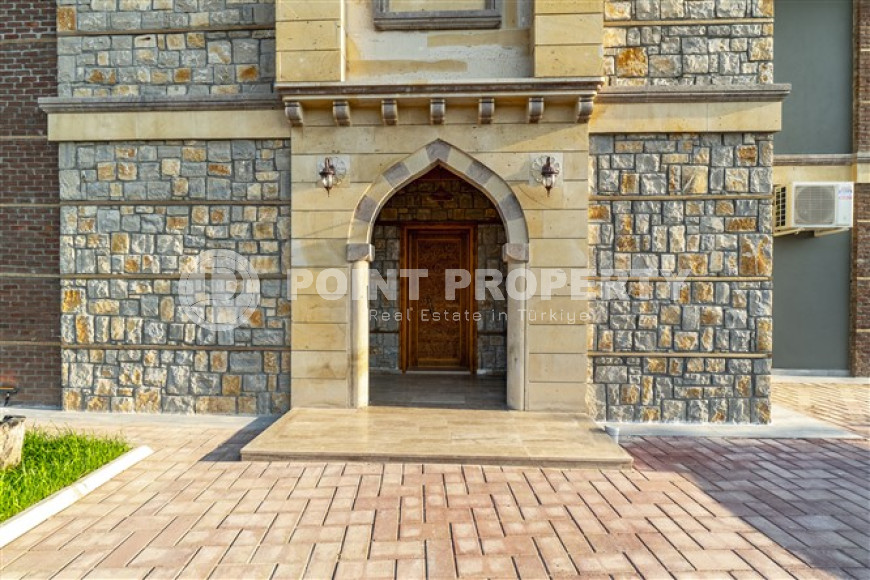 Luxurious four-bedroom villa, 388m² with its own infrastructure, 1000m from the sea, Avsallar-id-1817-photo-8