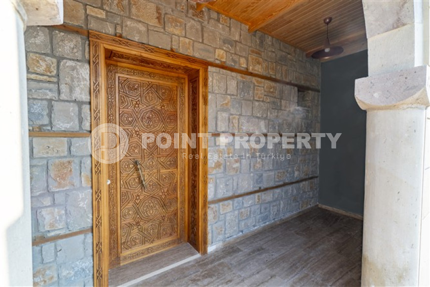 Luxurious four-bedroom villa, 388m² with its own infrastructure, 1000m from the sea, Avsallar-id-1817-photo-9