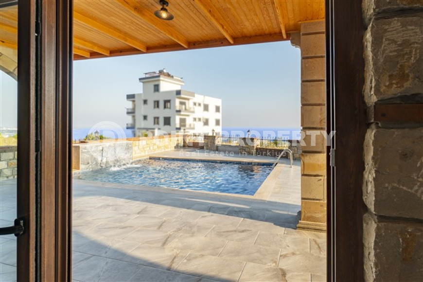 Luxurious four-bedroom villa, 388m² with its own infrastructure, 1000m from the sea, Avsallar-id-1817-photo-14