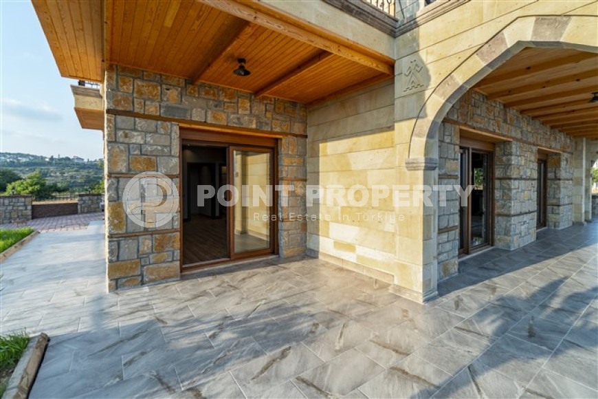 Luxurious four-bedroom villa, 388m² with its own infrastructure, 1000m from the sea, Avsallar-id-1817-photo-23