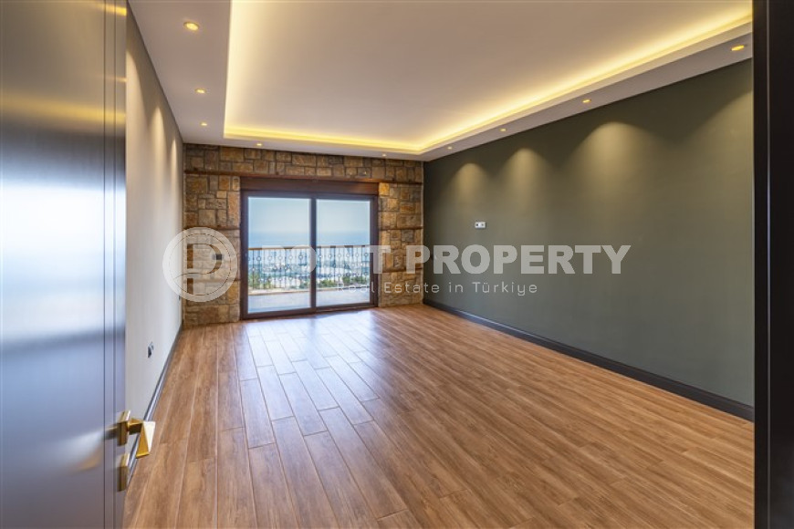 Luxurious four-bedroom villa, 388m² with its own infrastructure, 1000m from the sea, Avsallar-id-1817-photo-35