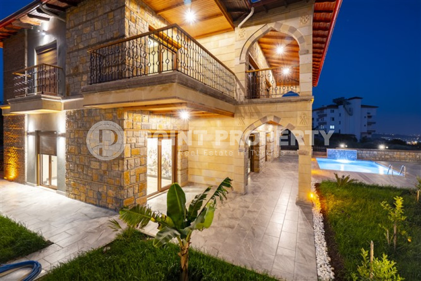 Luxurious four-bedroom villa, 388m² with its own infrastructure, 1000m from the sea, Avsallar-id-1817-photo-42