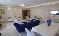 Four-room penthouse, 240m², overlooking the Mediterranean Sea and Alanya Castle in Kestel, Alanya-id-1825-photo-4