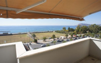 Four-room penthouse, 240m², overlooking the Mediterranean Sea and Alanya Castle in Kestel, Alanya-id-1825-photo-27