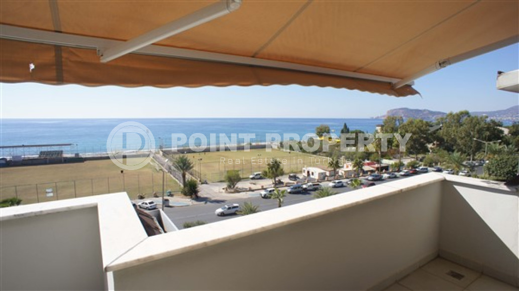 Four-room penthouse, 240m², overlooking the Mediterranean Sea and Alanya Castle in Kestel, Alanya-id-1825-photo-27