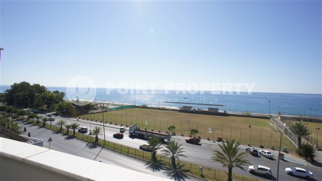 Four-room penthouse, 240m², overlooking the Mediterranean Sea and Alanya Castle in Kestel, Alanya-id-1825-photo-28