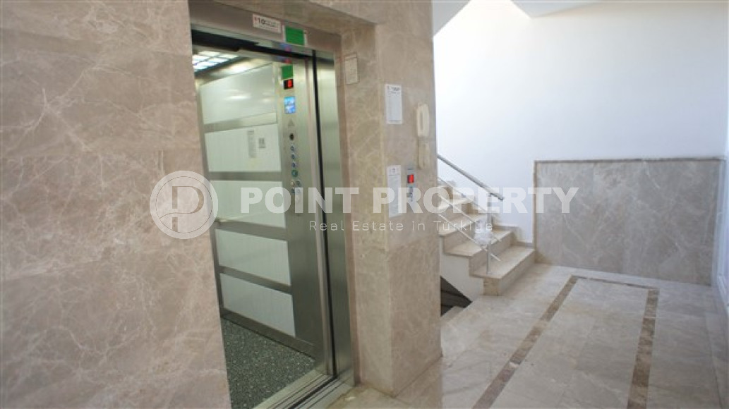 Four-room penthouse, 240m², overlooking the Mediterranean Sea and Alanya Castle in Kestel, Alanya-id-1825-photo-35