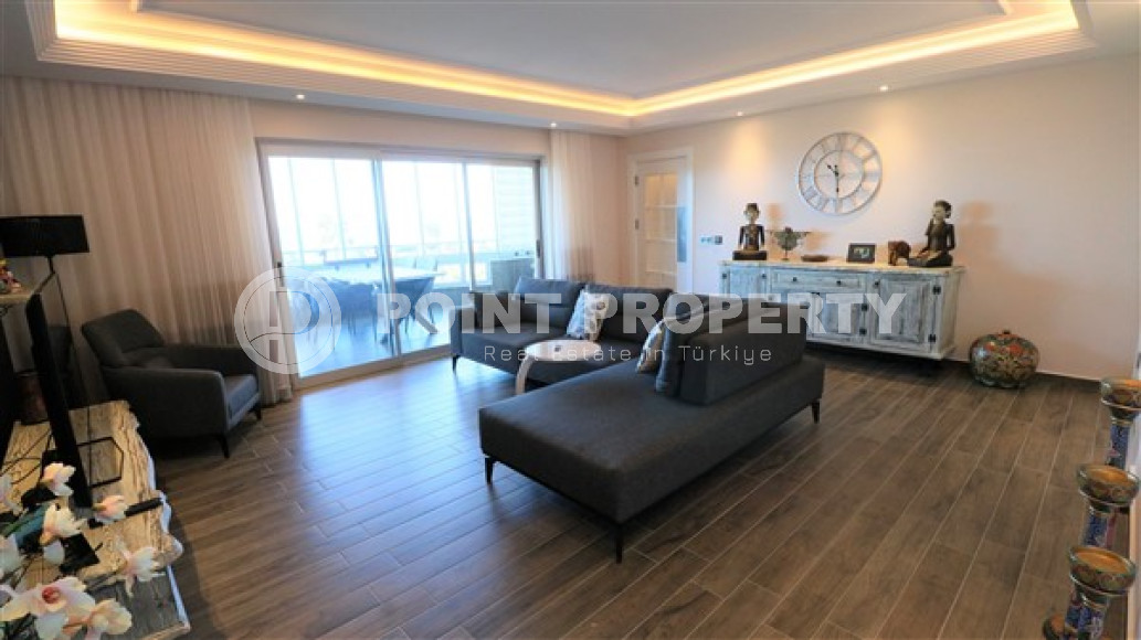 Элегантная квартира 3+1, 165м², с видом на море и горы на первой береговой линии в Тосмуре, Алания-id-1827-фото-3