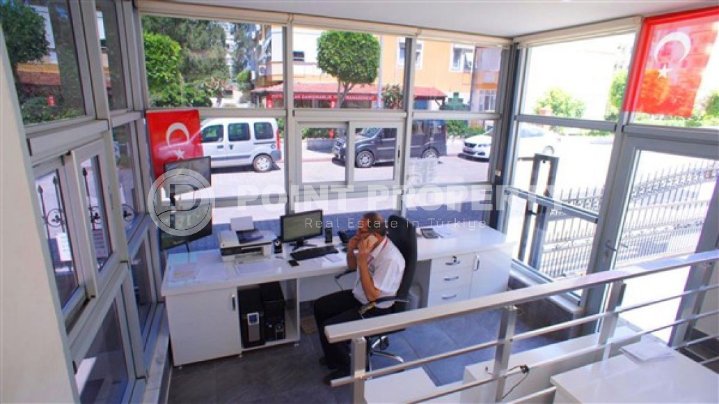 Элегантная квартира 3+1, 165м², с видом на море и горы на первой береговой линии в Тосмуре, Алания-id-1827-фото-34