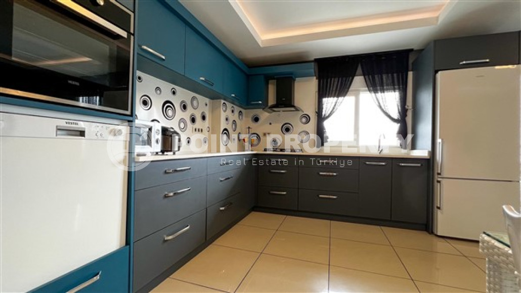 Готовые к проживанию, апартаменты 2+1, 110м², в резиденции премиум класса, у моря в Махмутларе, Алания-id-1831-фото-6