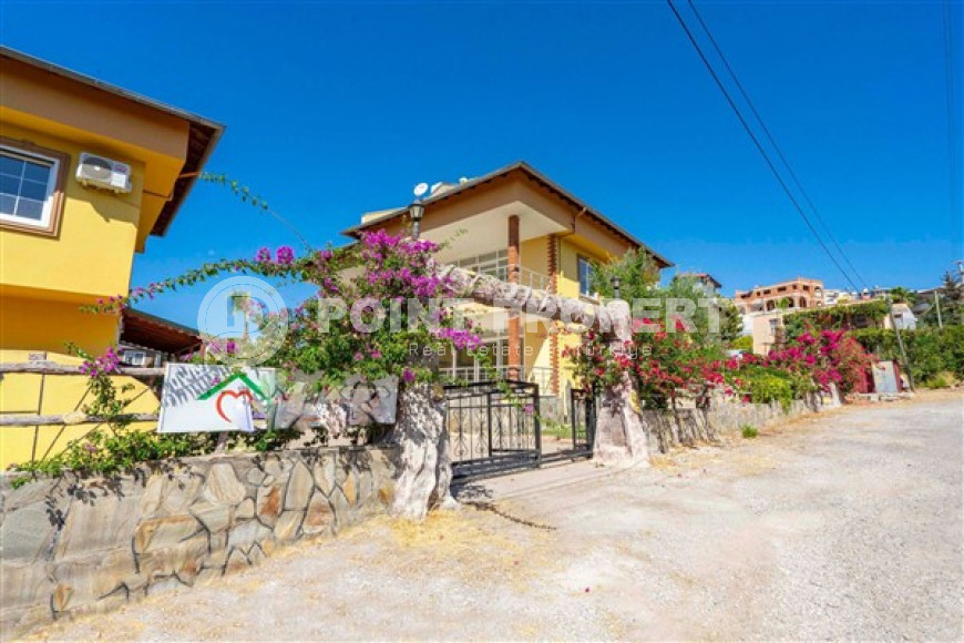 Меблированная вилла 4+1 в районе Алании Демирташ, в коттеджном поселке с инфраструктурой-id-1833-фото-3