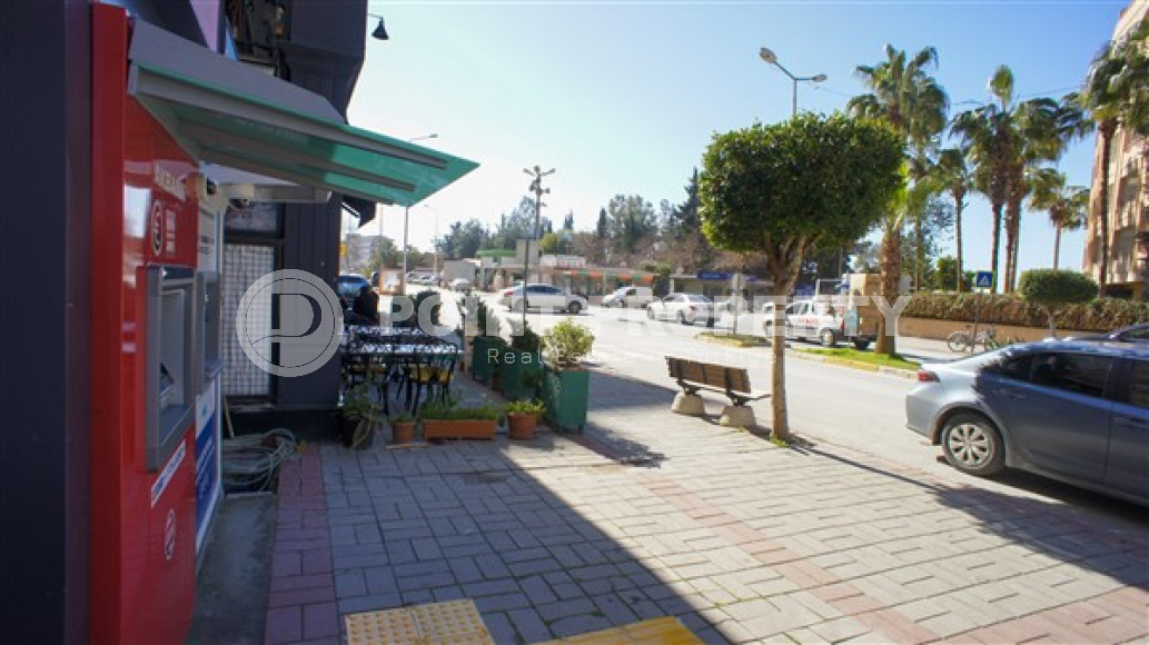 Furnished three-room apartment, 110m², on the main street of Mahmutlar with sea and mountain views-id-1835-photo-29
