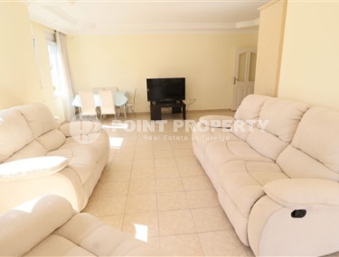 Budget secondary property 250m from the sea: furnished apartment 2+1, 120m², in Mahmutlar-id-1836-photo-3
