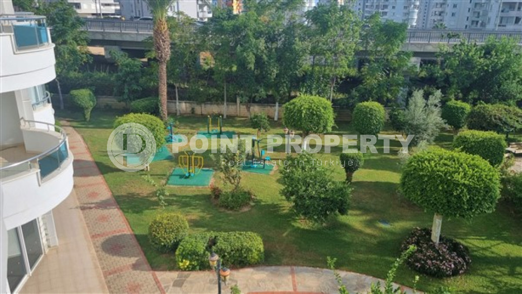 Apartment 3+1, 145m², with stunning views in Alanya Tosmur, 800m from the sea-id-1840-photo-12