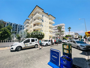 One bedroom apartment, 60m², ready to move in, 100m from the sea in Alanya - Oba-id-1843-photo-2