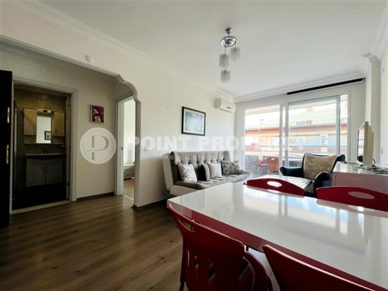 Ready to move in, one bedroom apartment, 55m², 200m from the sea in Oba, Alanya-id-1845-photo-5