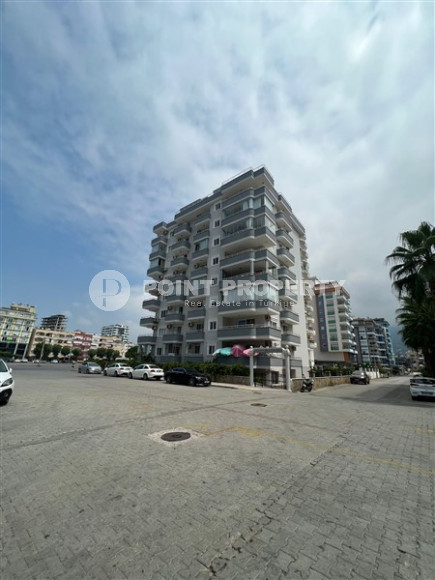 Cozy furnished apartment 2+1, 135m², in a complex with infrastructure in the center of Mahmutlar, Alanya-id-1846-photo-2