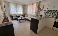 Furnished three-room apartment, 80m², in a residence with a swimming pool in Oba, Alanya-id-1849-photo-7