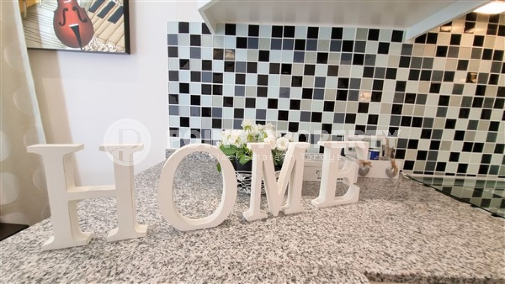 Furnished three-room apartment, 80m², in a residence with a swimming pool in Oba, Alanya-id-1849-photo-13