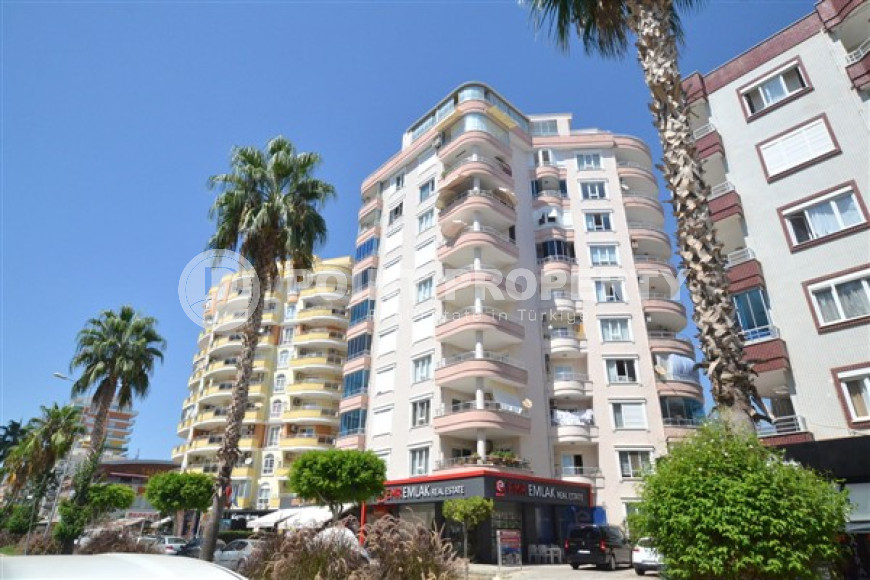 Ready-to-move three-room apartment, 110m², in the very center of Mahmutlar, 150m from the sea-id-1853-photo-2