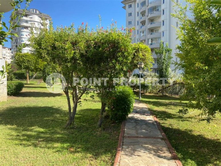 View apartment with two bedrooms, 130m² in a residence with infrastructure in Cikcilli area, Alanya-id-1858-photo-3