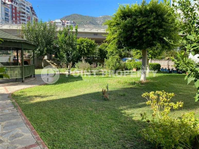 View apartment with two bedrooms, 130m² in a residence with infrastructure in Cikcilli area, Alanya-id-1858-photo-4