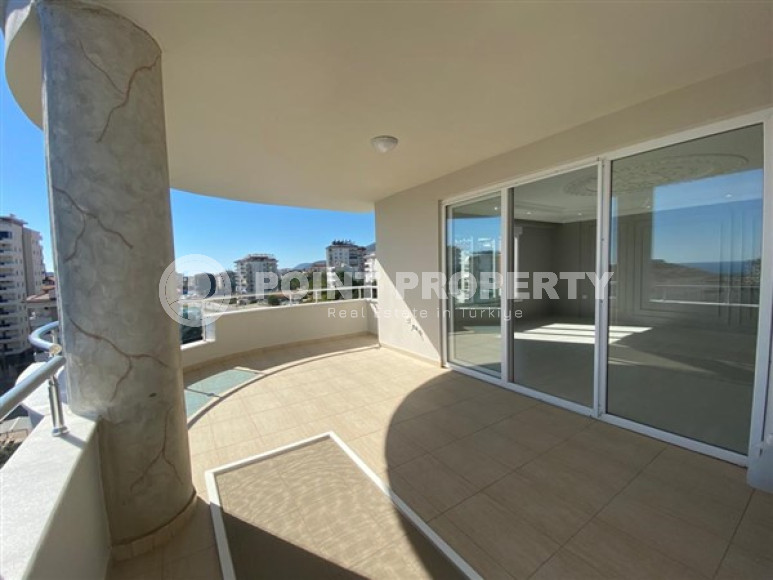 View apartment with two bedrooms, 130m² in a residence with infrastructure in Cikcilli area, Alanya-id-1858-photo-41