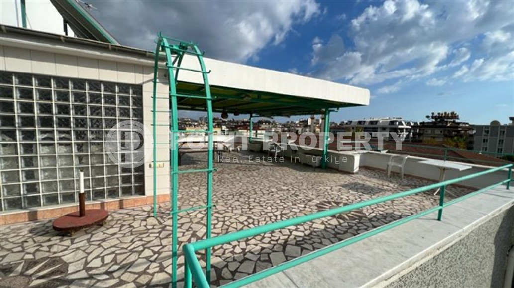 Furnished two-room apartment, 65m², 300m from the sea in Oba, Alanya, at a competitive price-id-1867-photo-9