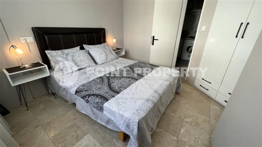 Furnished two-room apartment, 65m², 300m from the sea in Oba, Alanya, at a competitive price-id-1867-photo-18