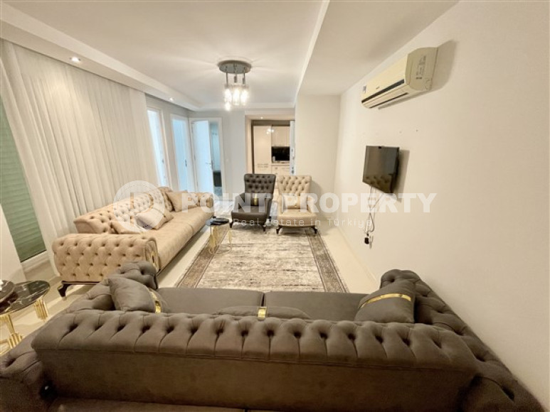 One-bedroom apartment, 65m², with elegant interior 150 meters from the sea in Oba, Alanya-id-1879-photo-4
