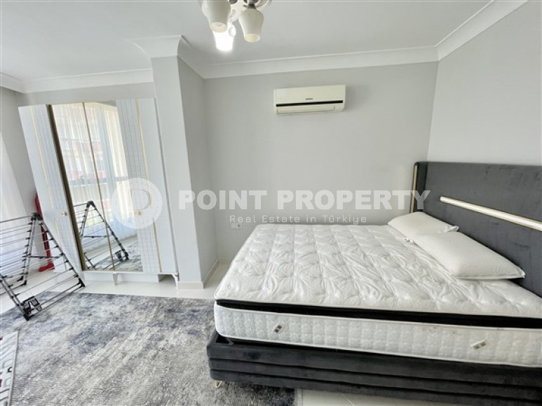 One-bedroom apartment, 65m², with elegant interior 150 meters from the sea in Oba, Alanya-id-1879-photo-11