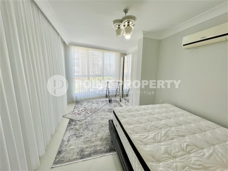 One-bedroom apartment, 65m², with elegant interior 150 meters from the sea in Oba, Alanya-id-1879-photo-12